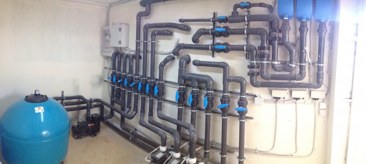 mhxanostasio pisinas