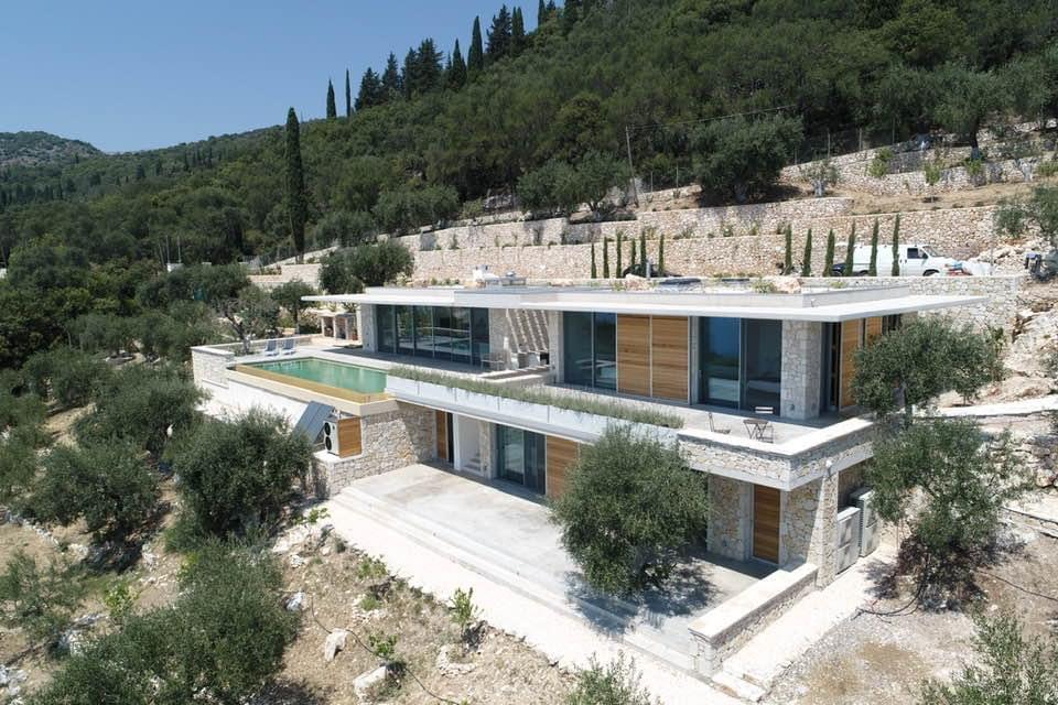 20220727_193506268_iOS